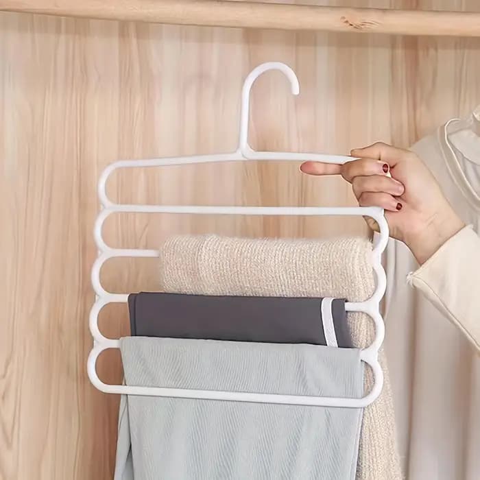 Porte-pantalons multi-niveaux - Conception peu encombrante