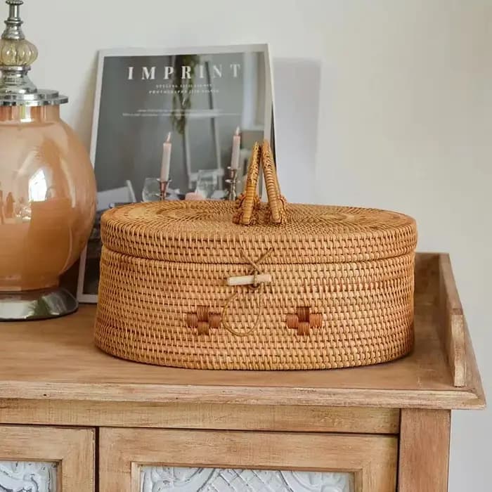 Boîte de rangement en rotin tressé à la main avec poignée
