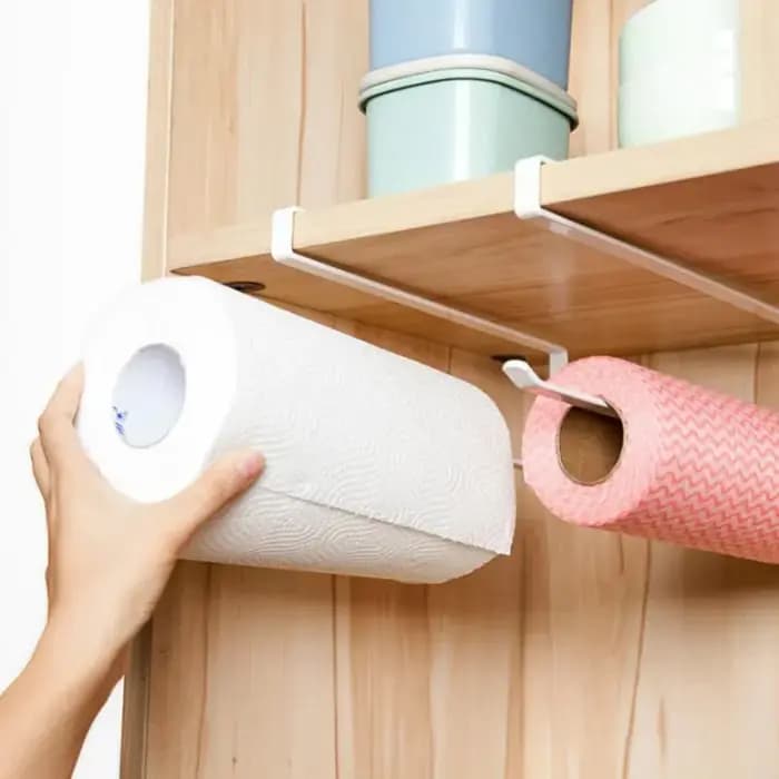 Support de rangement fonctionnel sous armoire