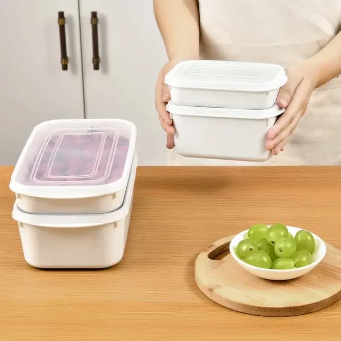 Le micro-ondes peut être utilisé comme boîte de conservation de la cuisine
