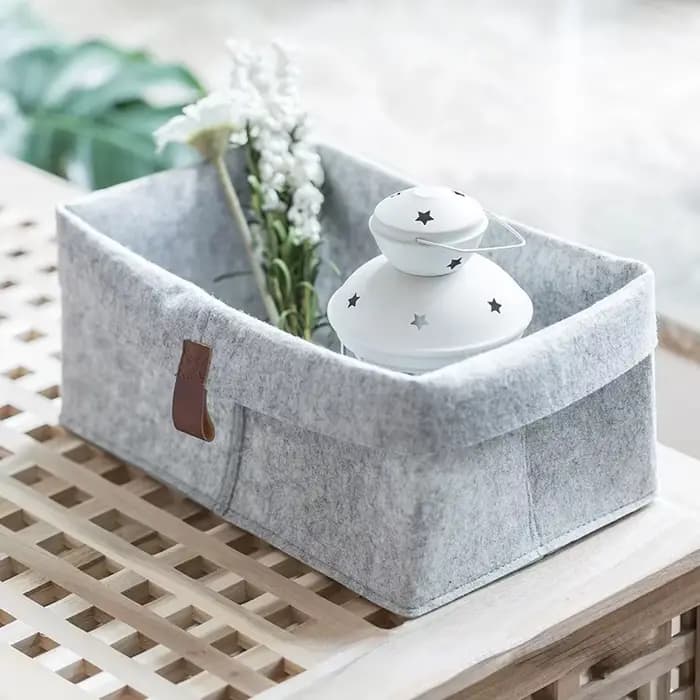 Panier de rangement de bureau en feutre pour chambre à coucher