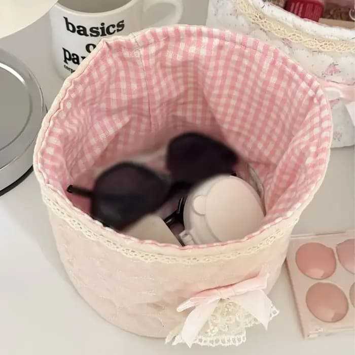 Boîte de rangement mignonne en forme de cœur avec nœud