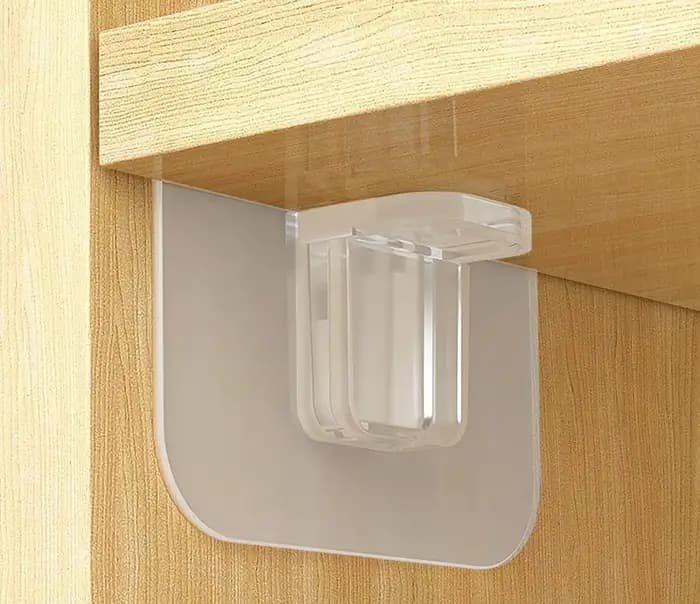 Supports d'étagères adhésifs