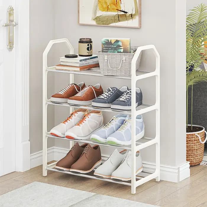 Étagère à chaussures simple et peu encombrante