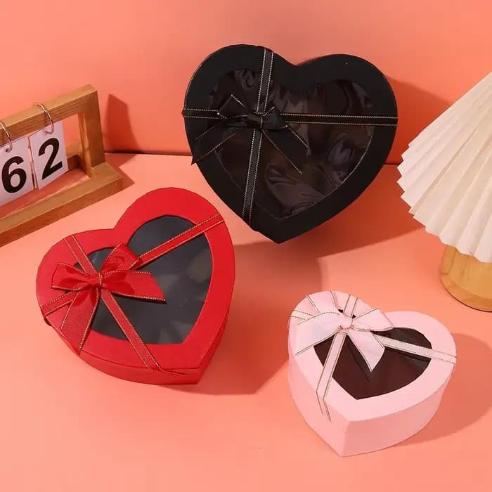 Nouveau Boîte-cadeau en forme de coeur boîtes cadeaux transparentes avec nœud papillon avec couvercle emballage boîte en papier anniversaire