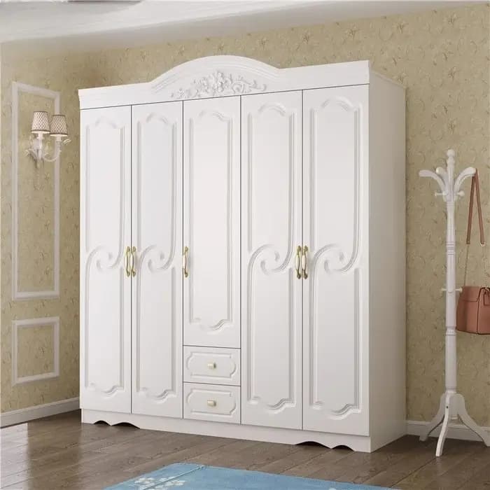 Armoires de chambre blanches