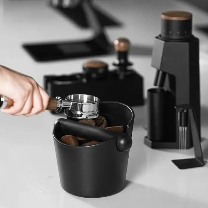 Boîte à café anti-dérapante pour le retrait des résidus d'espresso