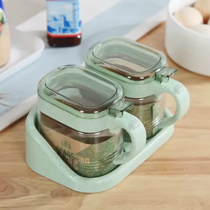 Bocal à épices en plastique et verre transparent