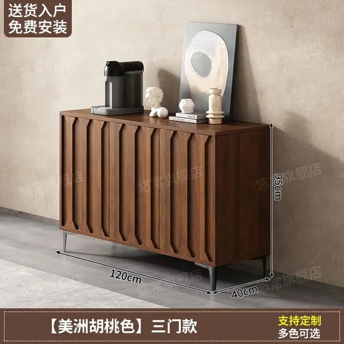 Armoire basse de rangement en bois massif personnalisée