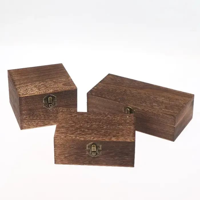 Nouvelles boîtes en bois vintage avec couvercle