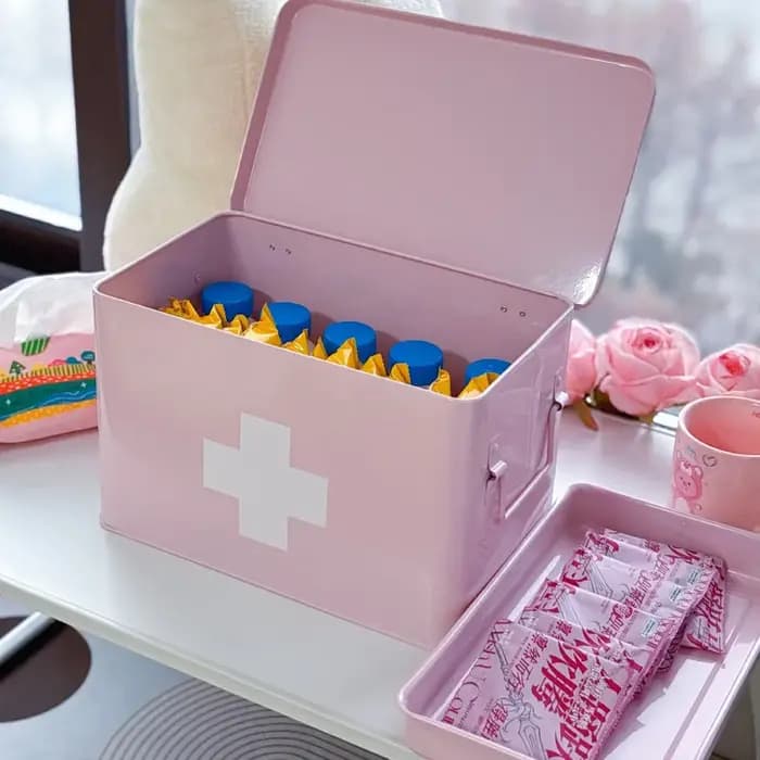 Boîte de rangement esthétique rose avec compartiments multicouches
