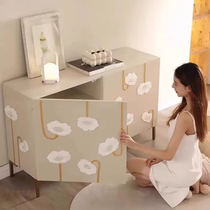 Armoire de rangement crème