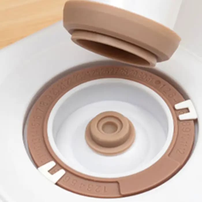 Boîte de conservation alimentaire sous vide avec plaque de drainage amovible