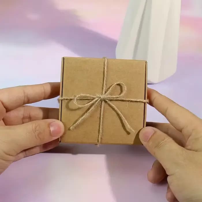 Mini boîtes en carton Kraft 10/20 pièces, 2.16 "x 2.16" x 0.98 "-convient aux emballages, artisanat et coffrets cadeaux de vacances pour petites entreprises