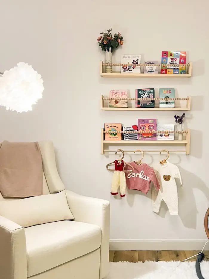 Bibliothèque flottante perlée pour enfants