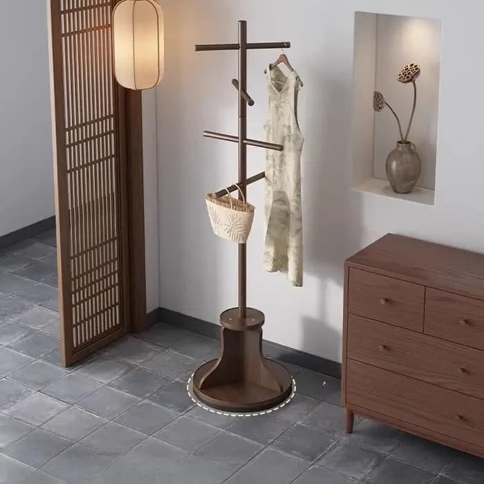 Porte-manteaux ouvert sur pied pour chambre à coucher