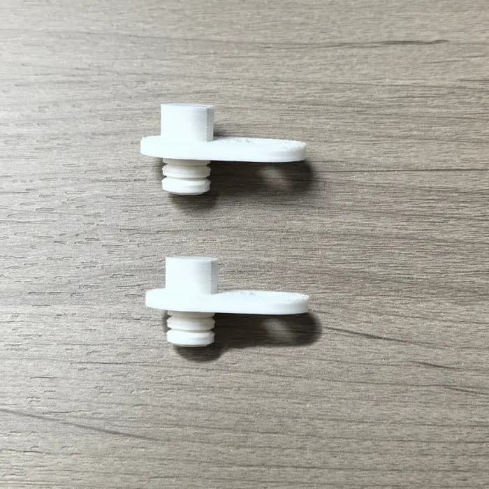 Clip de retenue pour étagère de meuble à chaussures