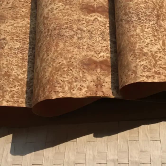 L:2.5 mètres largeur:200-550mm T:0.25mm feuilles de placage de bois d'arbre à joint naturel Instrume