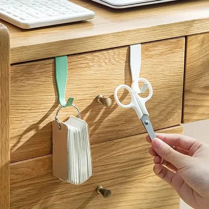 Crochet de porte d'armoire sans perçage