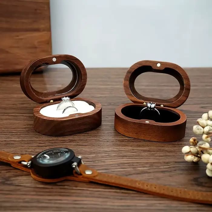 Boîte de fiançailles en bois pour amoureux