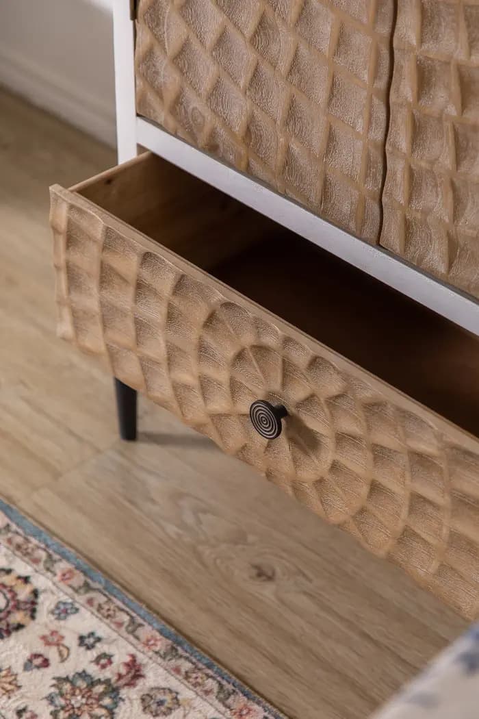 Armoire de rangement moderne et luxueuse en bois massif sculpté pour le salon.