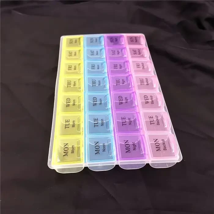 1 pièces 4 rangées 28 carrés/3