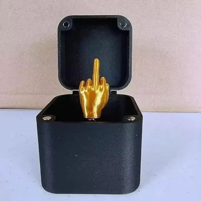 Boîte cadeau pop-up au milieu