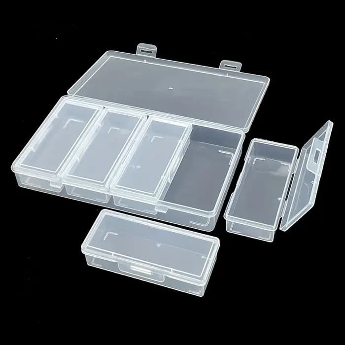 Boîte de rangement en plastique transparent à 4 séparateurs réglables