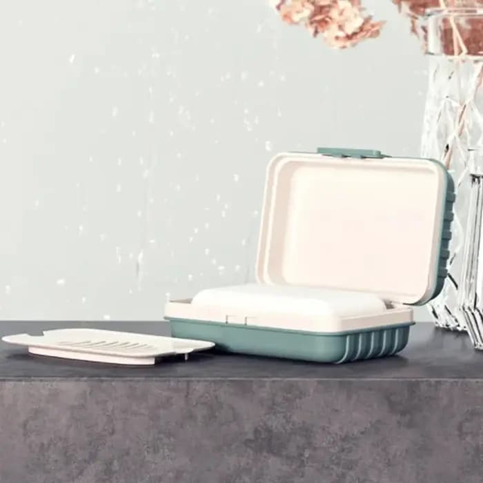 HORegina pio avec couvercle Home Plastic Regina Box