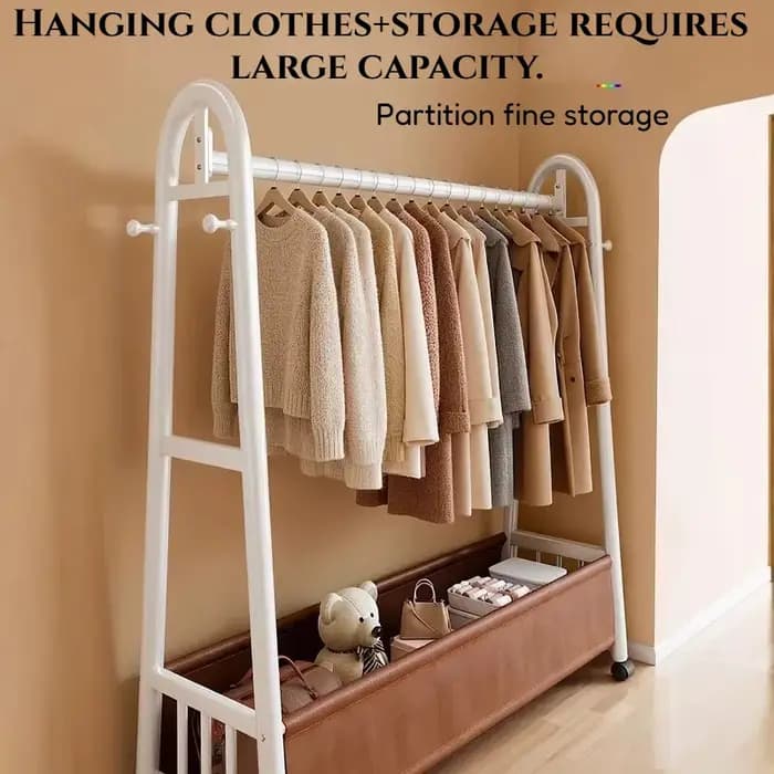Porte-vêtements d'entrée moderne en métal pour chambre et appartement