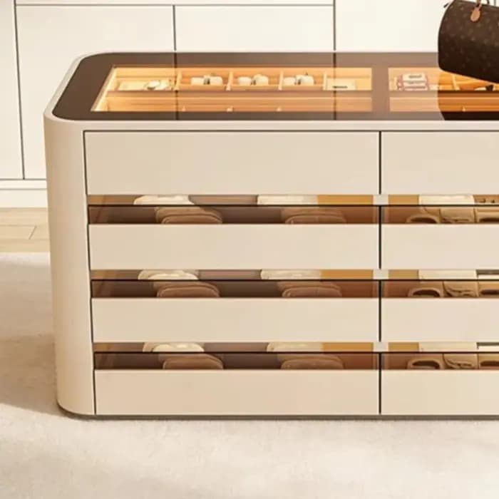 Vitrine sur pied, armoires de salon