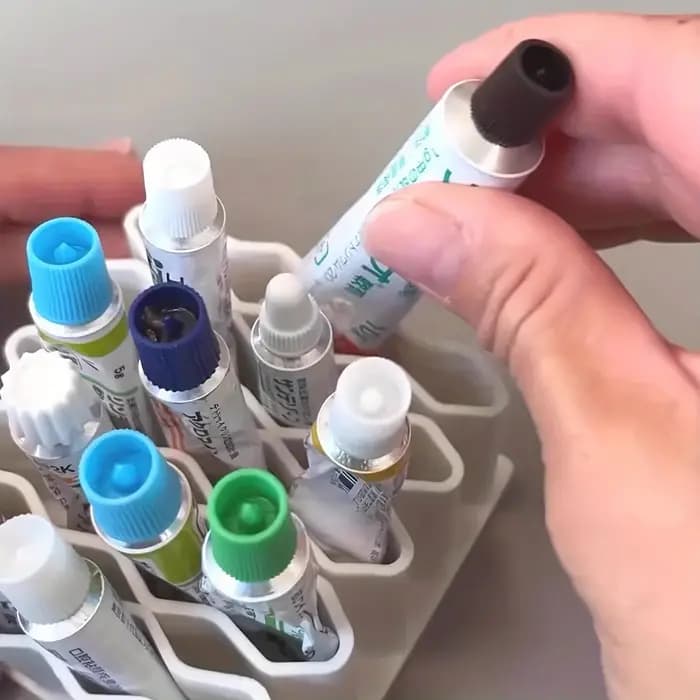 Boîte de rangement pour médicaments en plastique