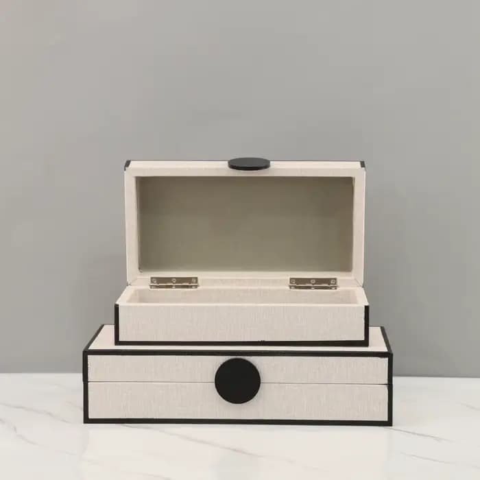 Boîte de rangement en bois