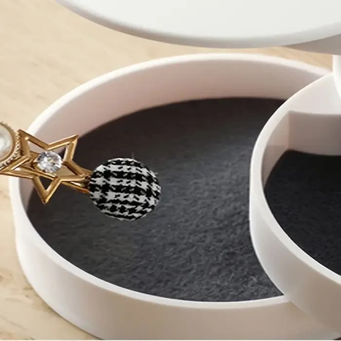Boîte de rangement de bureau rotative multicouche pour accessoires capillaires