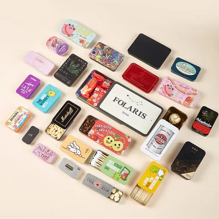 Mini boîte en fer personnalisée gratuite