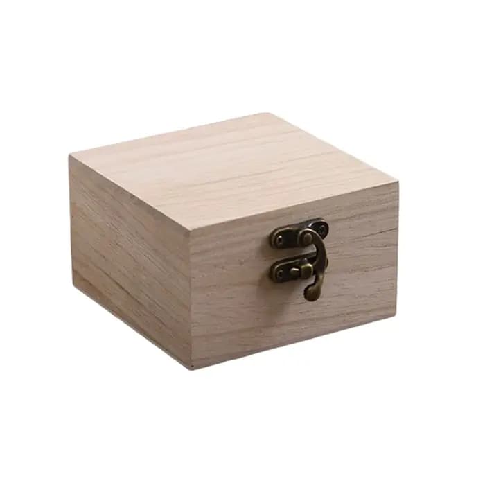 Boîte de rangement carrée en bois avec couvercle