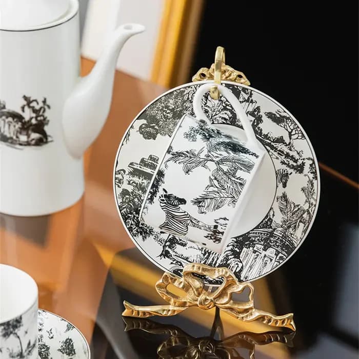Étagère de rangement en laiton pour tasse à café rétro européenne
