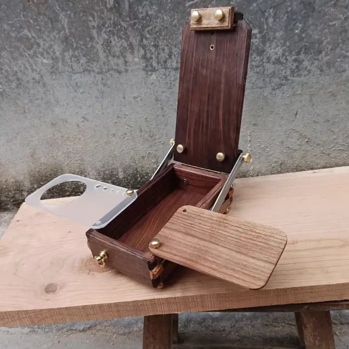 Petite boîte en bois monocouche 15.3x7.5x3.8cm