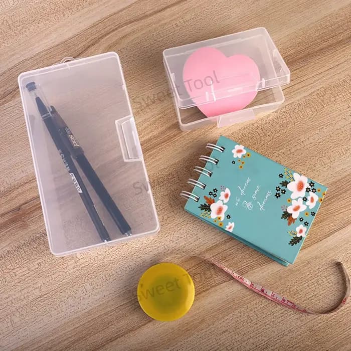 Petite boîte de rangement rectangulaire en plastique transparent