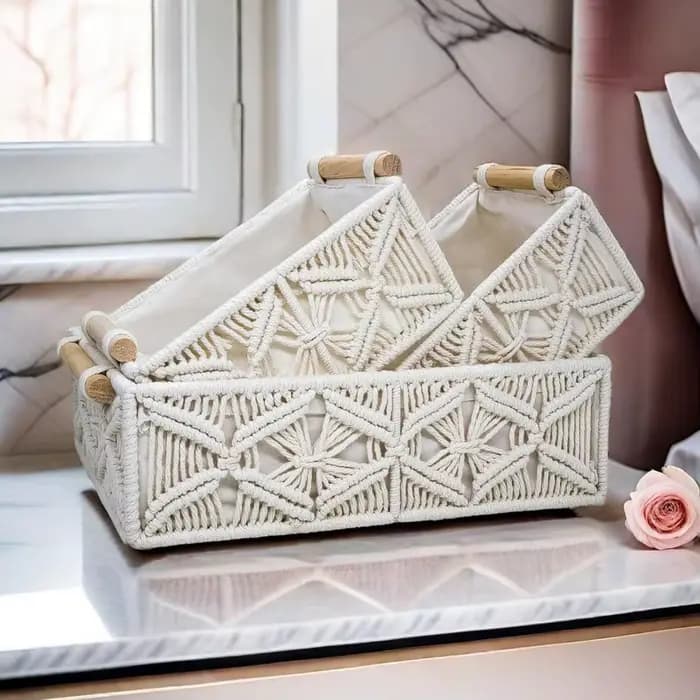 Boîte de rangement avec poignées en bois