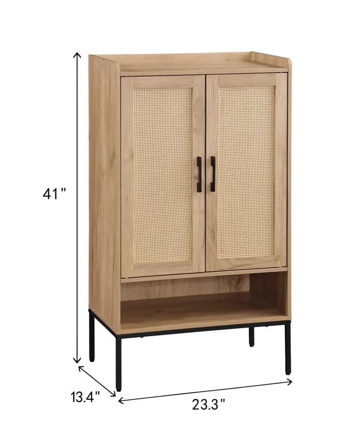 Armoire à chaussures avec portes en rotin