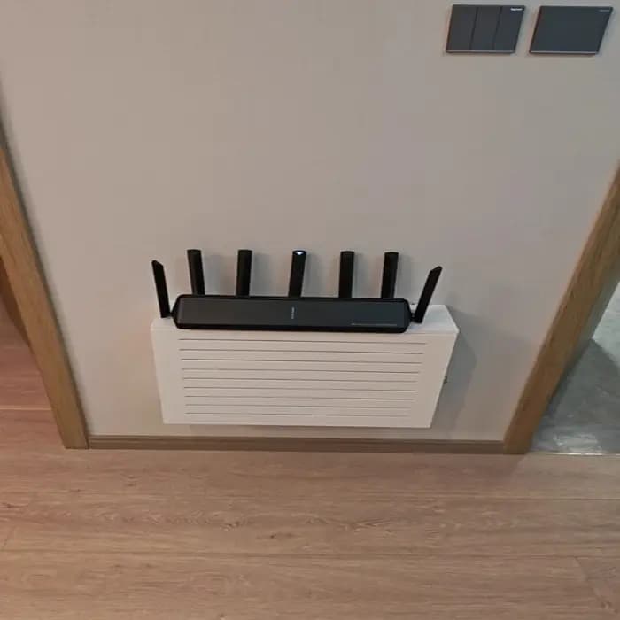 Boîte de rangement multimédia en bois
