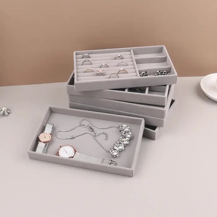 Présentoir de bijoux en velours empilable