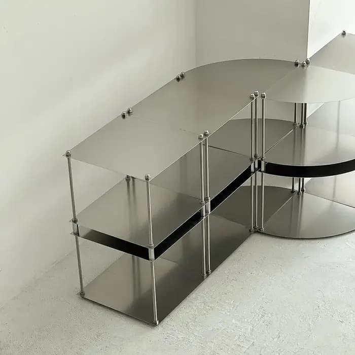 Support de rangement modulaire en métal autoportant