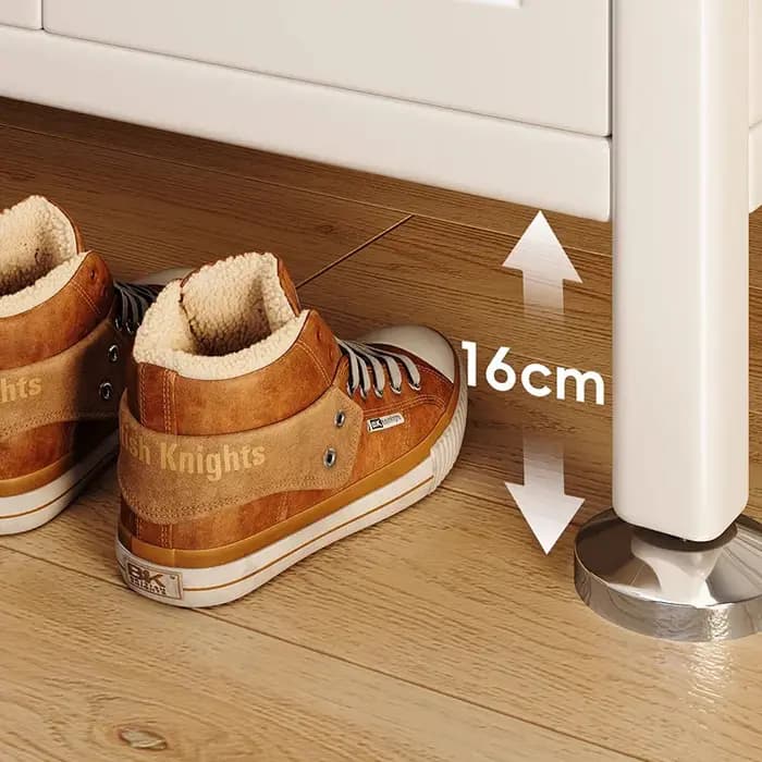 Meuble à chaussures en bois blanc italien avec étagères fermées