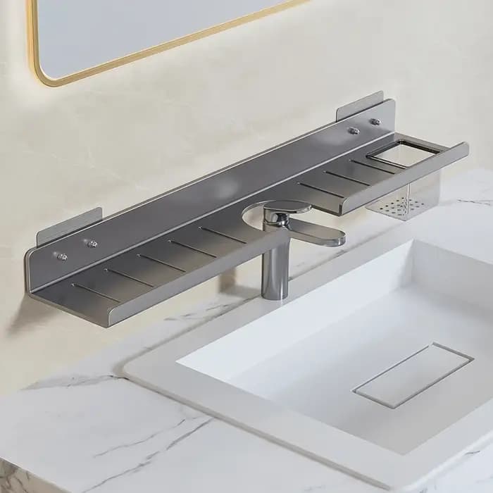Étagère murale avec miroir et porte-gobelets