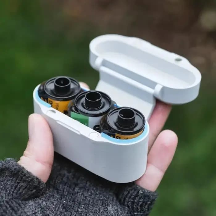 Boîte de rangement intégrée pour films, anti-poussière, légère, avec couvercle rabattable, anti-écrasement, pour films 35 mm, boîte de voyage