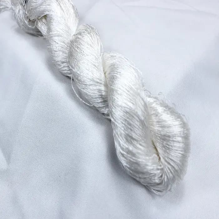 Fil de soie 1 pièce 400m 100% soie pour broderie à la main, point de croix, noir, blanc, 4 couleurs