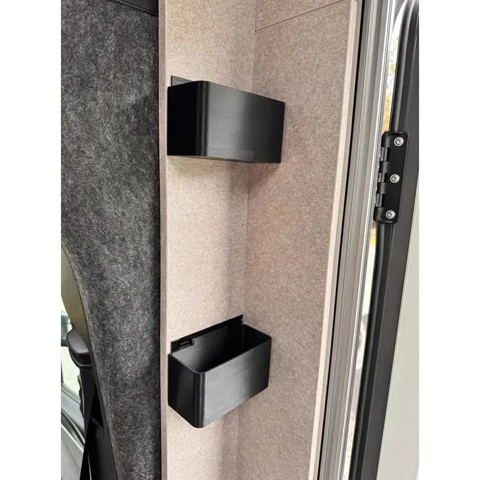 Boîte de rangement multifonctionnelle pour système de rail RV