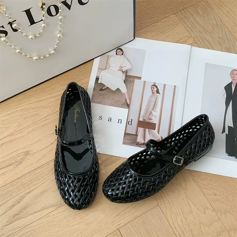 Chaussures transparentes en cristal pour femmes, nouvelles sandales d'été en gelée à semelle souple,